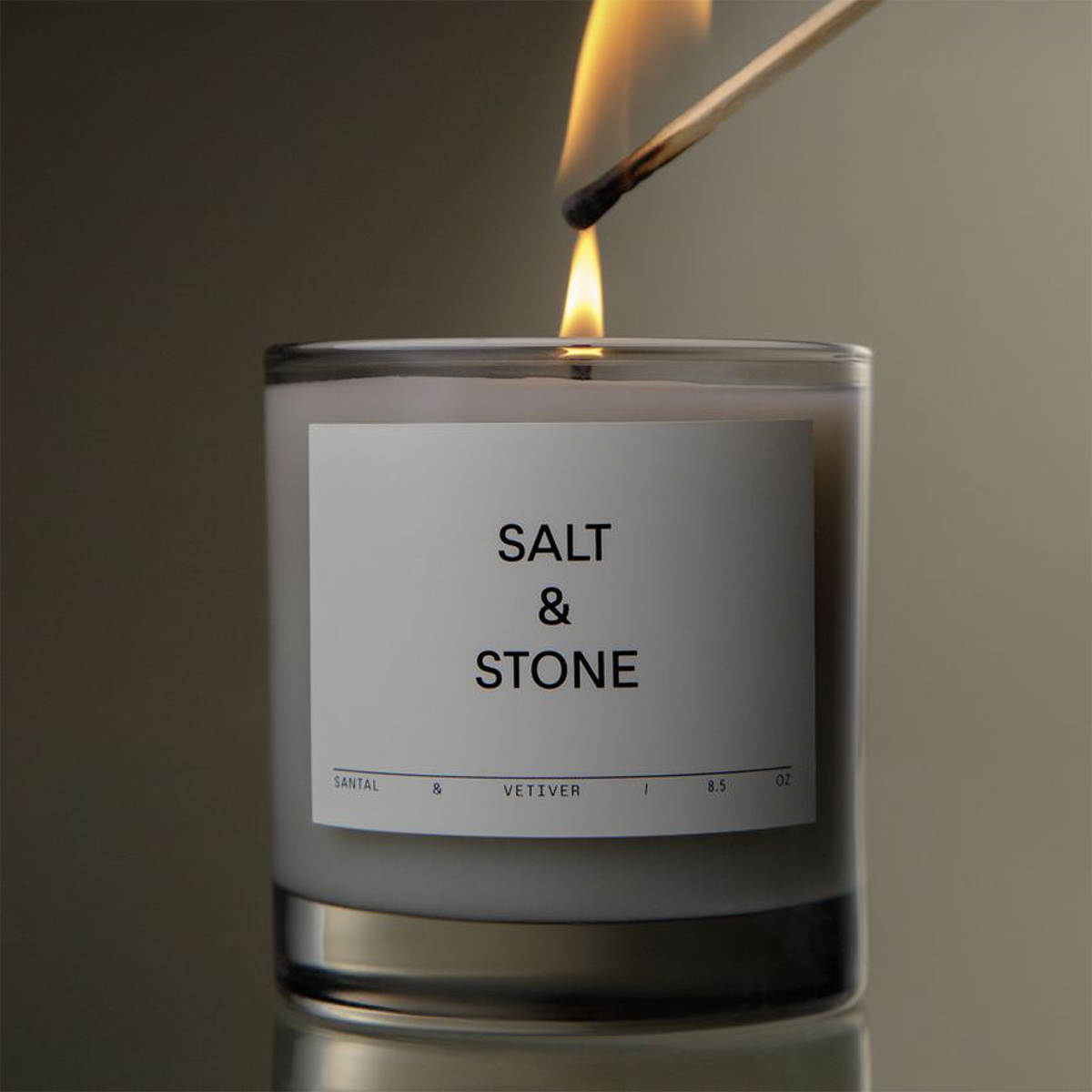 Santal & Vetiver Candle 240 g